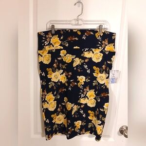 XL Lula roe black and floral pencil skirt.